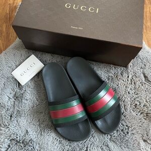 Gucci women Black, Green, and Red Slides